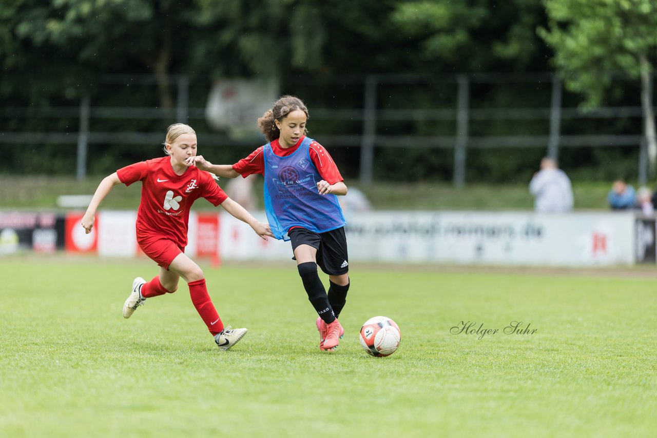 Bild 553 - Loewinnen Cup
